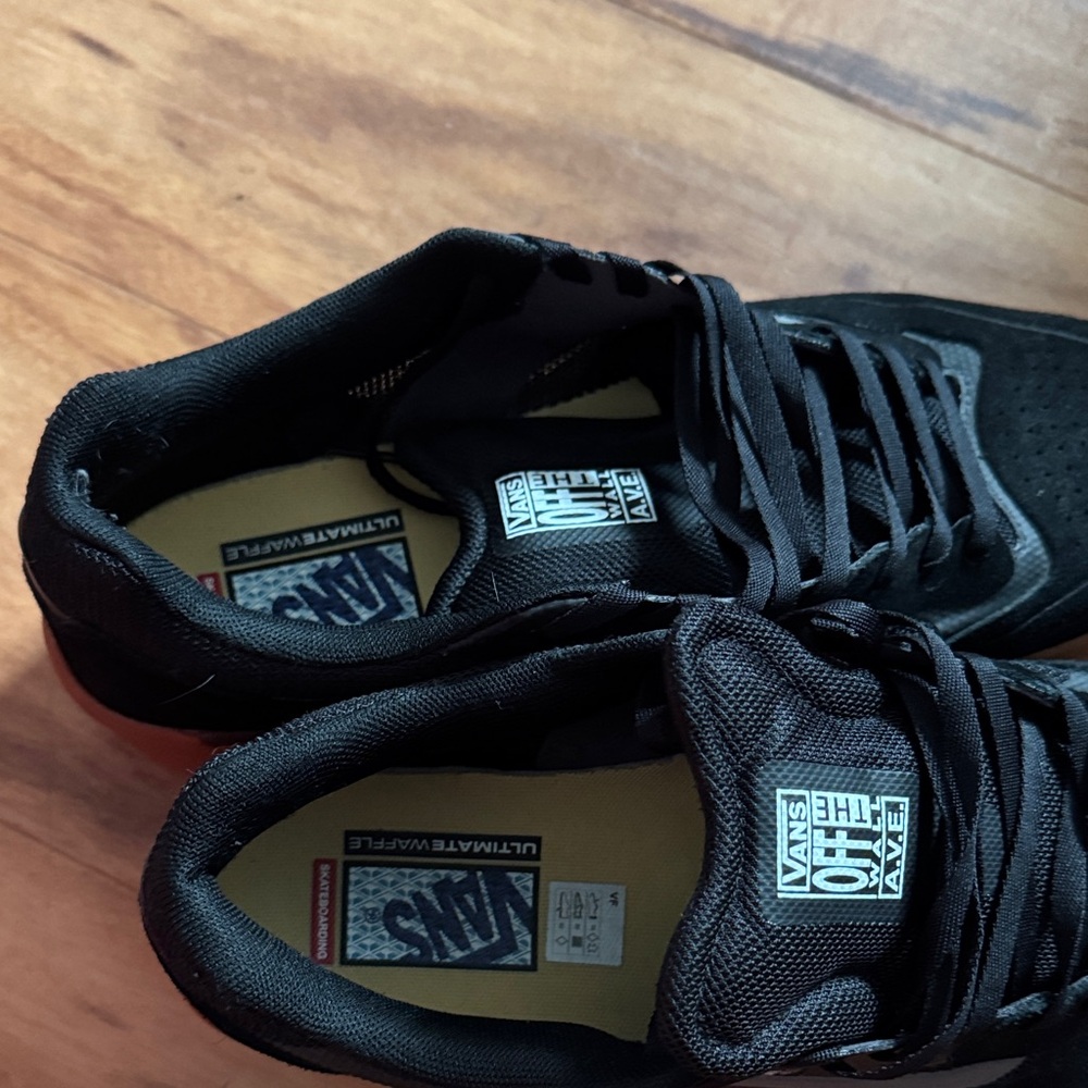 Vans Black and Tan Men's Sneakers ultimate waffle - Picture 3 of 3